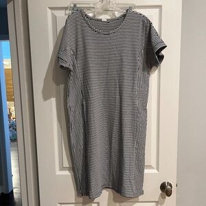 GAP Black and White Striped Dress